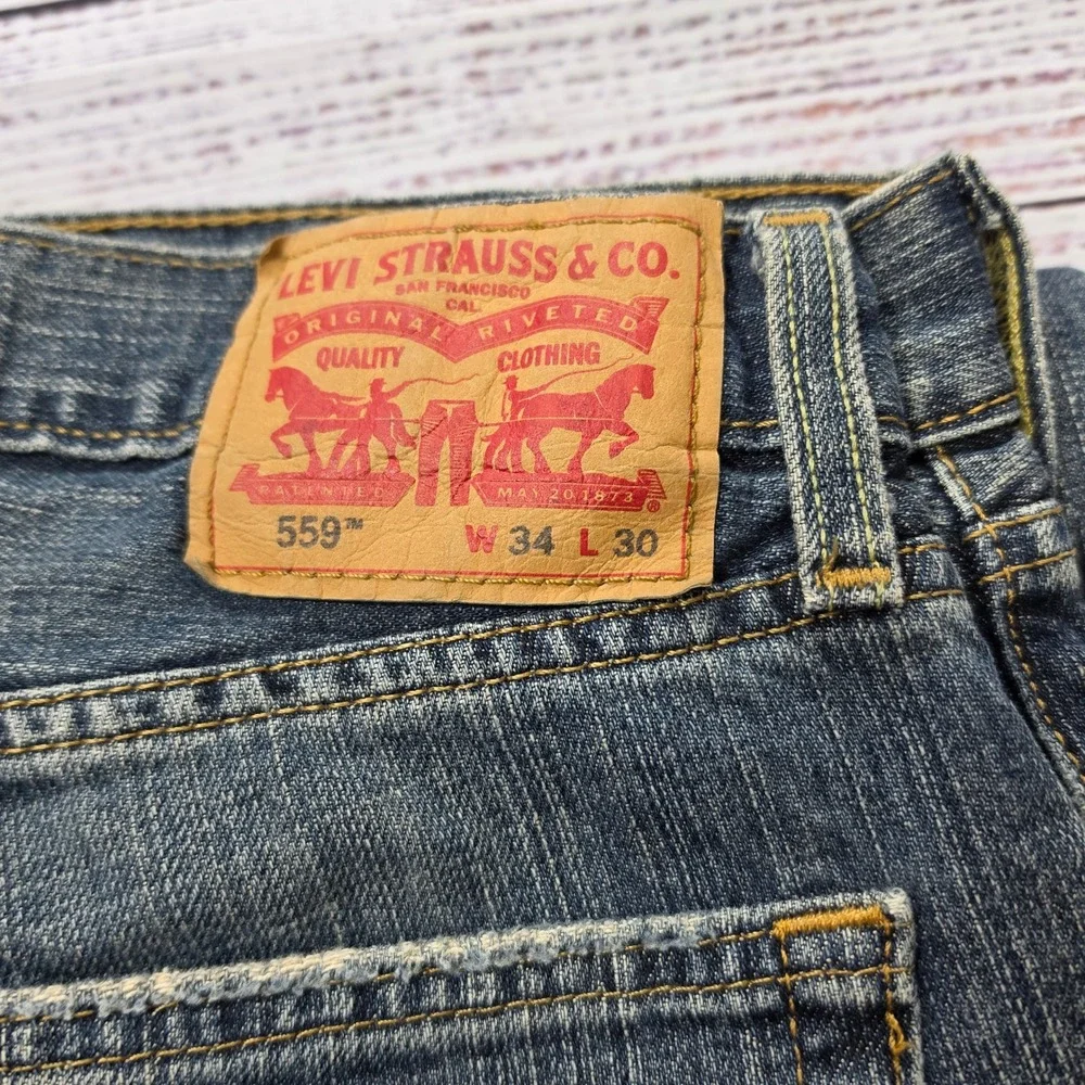 Levis levi 559